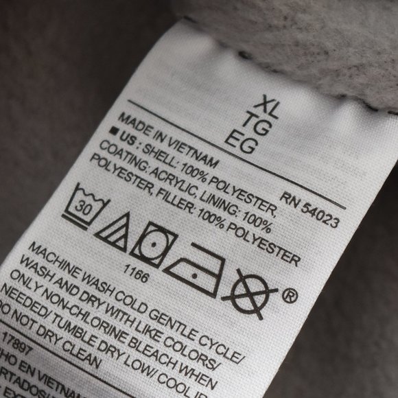 ✨ EUC Old Navy Zip Up Puff Vest XL - Picture 6 of 8